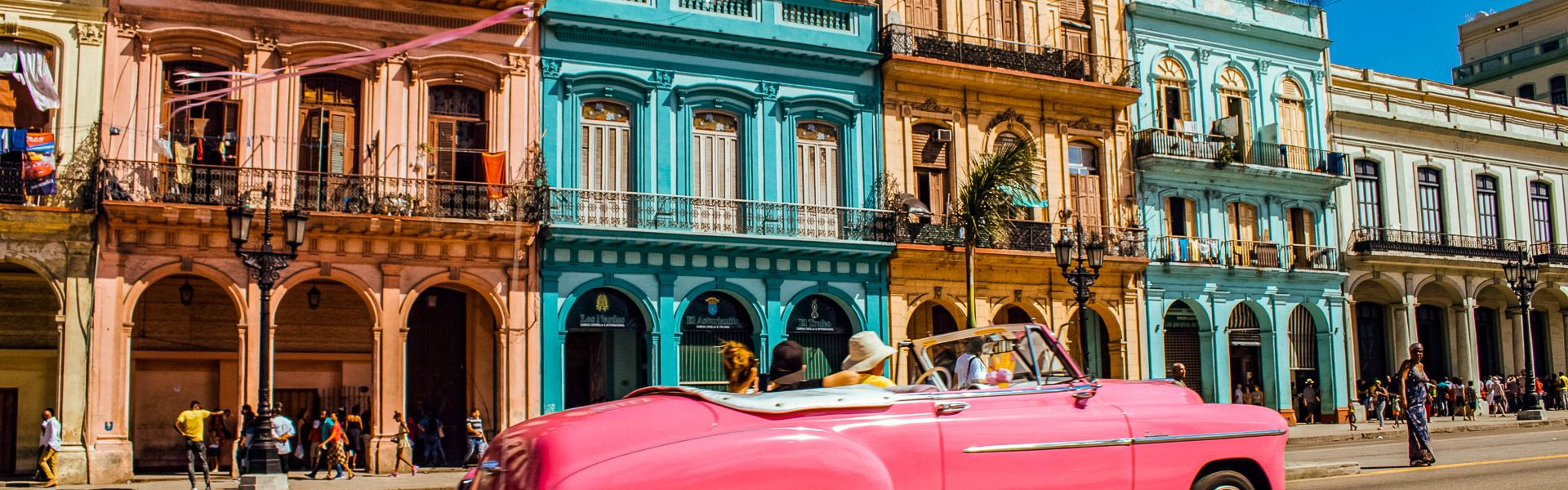 Oldtimer in den Straen Havannas |  Constance Estrada Tourni de Tourniel, EyeEm / Chamleon