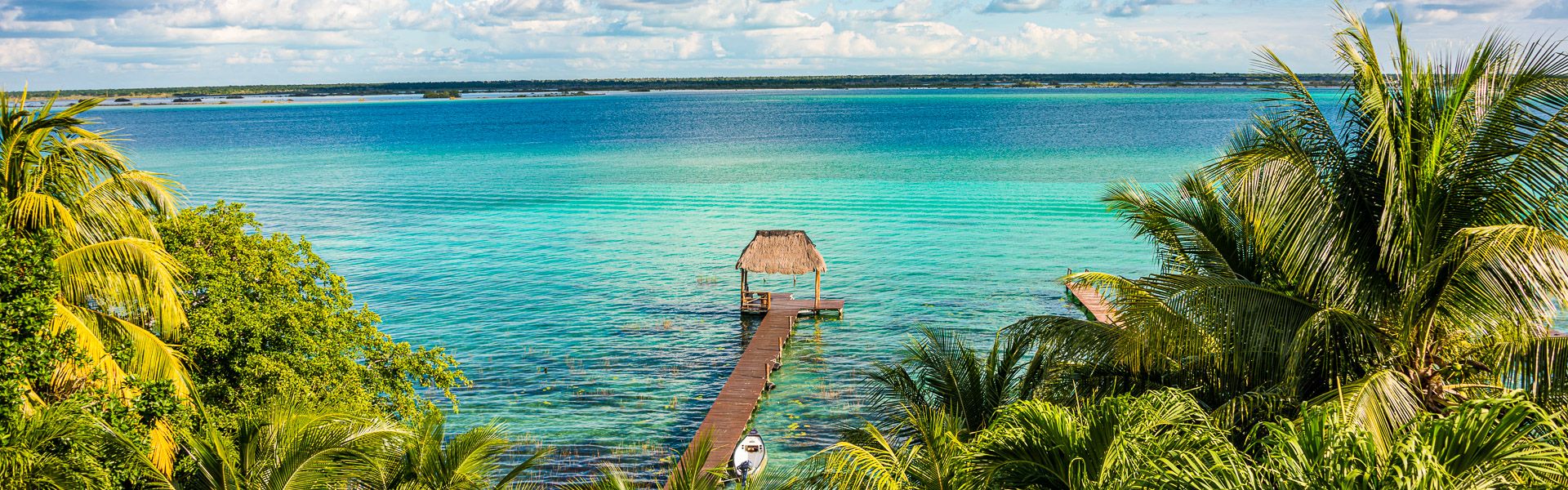 Lagune von Bacalar in der Karibik |  diegocardini, iStockphoto.com / Chamleon