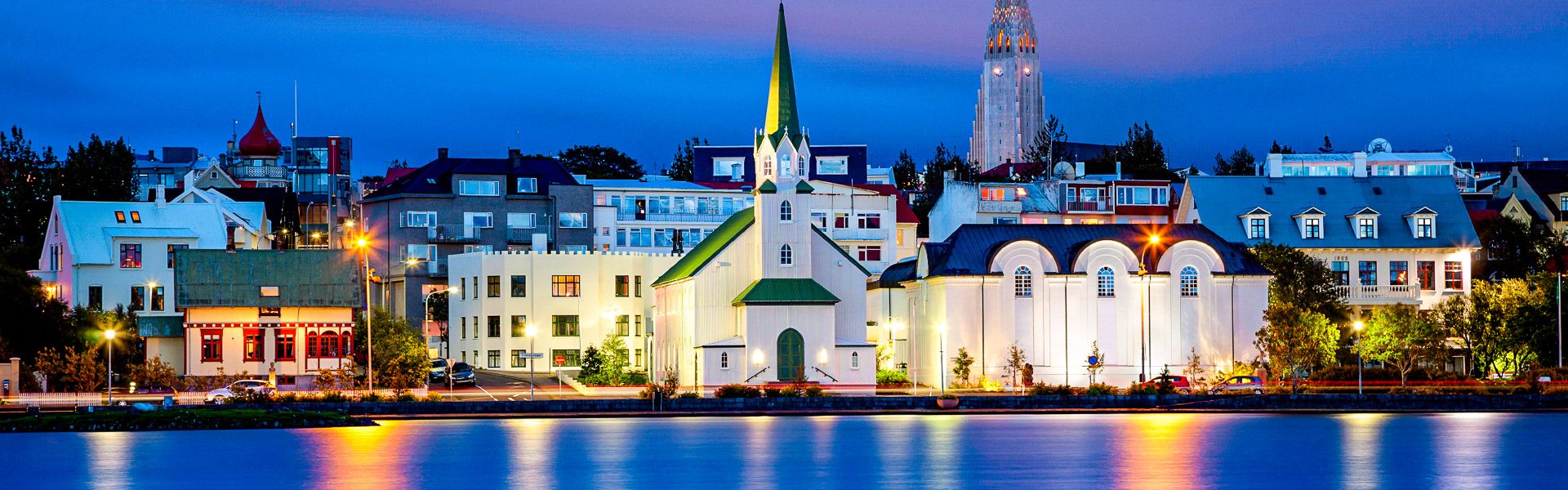 Abend in Reykjavik |  Rudy Balasko, iStockphoto.com / Chamleon